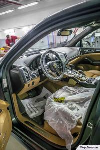 Кай Сервис. Внутреннее оборудование автомобилей Porsche. Работаем...