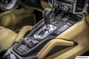 Кай Сервис. Внутреннее оборудование автомобилей Porsche. Работаем...