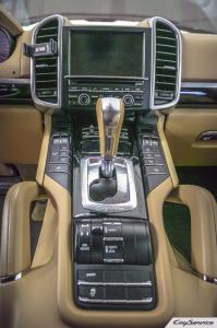 Кай Сервис. Внутреннее оборудование автомобилей Porsche. Работаем...