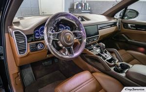 Кай Сервис. Внутреннее оборудование автомобилей Porsche. Работаем...