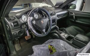 Кай Сервис. Внутреннее оборудование автомобилей Porsche. Работаем...