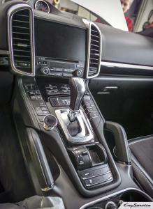 Кай Сервис. Внутреннее оборудование автомобилей Porsche. Работаем...