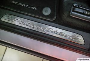 Кай Сервис. Внутреннее оборудование автомобилей Porsche. Работаем...