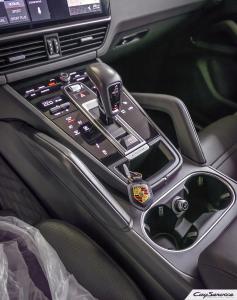 Кай Сервис. Внутреннее оборудование автомобилей Porsche. Работаем...
