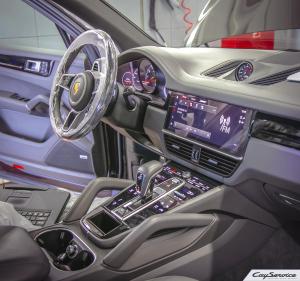 Кай Сервис. Внутреннее оборудование автомобилей Porsche. Работаем...