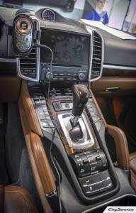 Кай Сервис. Внутреннее оборудование автомобилей Porsche. Работаем...