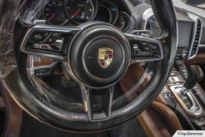 Кай Сервис. Внутреннее оборудование автомобилей Porsche. Работаем...