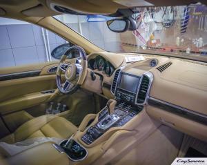 Кай Сервис. Внутреннее оборудование автомобилей Porsche. Работаем...