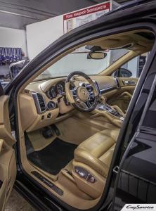 Кай Сервис. Внутреннее оборудование автомобилей Porsche. Работаем...