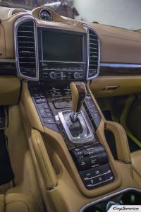 Кай Сервис. Внутреннее оборудование автомобилей Porsche. Работаем...