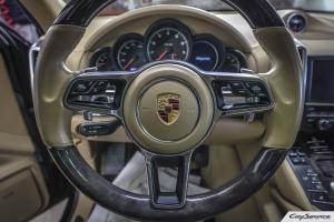 Кай Сервис. Внутреннее оборудование автомобилей Porsche. Работаем...