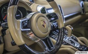Кай Сервис. Внутреннее оборудование автомобилей Porsche. Работаем...
