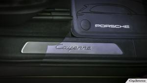 Кай Сервис. Внутреннее оборудование автомобилей Porsche. Работаем...