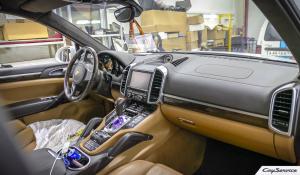 Кай Сервис. Внутреннее оборудование автомобилей Porsche. Работаем...