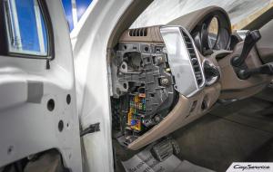 Кай Сервис. Внутреннее оборудование автомобилей Porsche. Работаем...