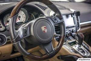 Кай Сервис. Внутреннее оборудование автомобилей Porsche. Работаем...