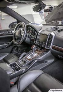 Кай Сервис. Внутреннее оборудование автомобилей Porsche. Работаем...