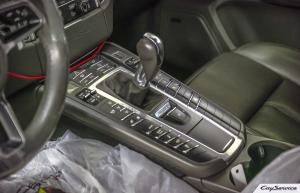 Кай Сервис. Внутреннее оборудование автомобилей Porsche. Работаем...