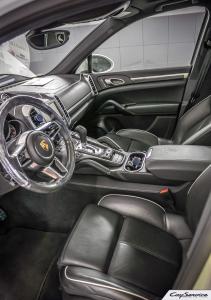 Кай Сервис. Внутреннее оборудование автомобилей Porsche. Работаем...
