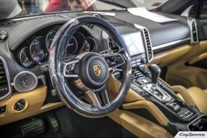 Кай Сервис. Внутреннее оборудование автомобилей Porsche. Работаем...
