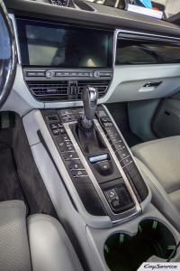 Кай Сервис. Внутреннее оборудование автомобилей Porsche. Работаем...