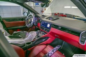 Кай Сервис. Внутреннее оборудование автомобилей Porsche. Работаем...