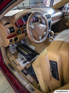 Кай Сервис. Внутреннее оборудование автомобилей Porsche. Работаем...