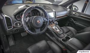 Кай Сервис. Внутреннее оборудование автомобилей Porsche. Работаем...
